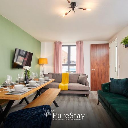 PureStay Manchester: 5-Bedroom Business Haven Exterior photo